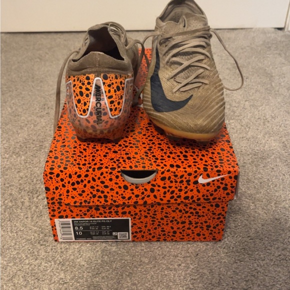 Nike Other - Nike Mercurial Vapor 16 Elite FG Electric Pack - Size 8.5M